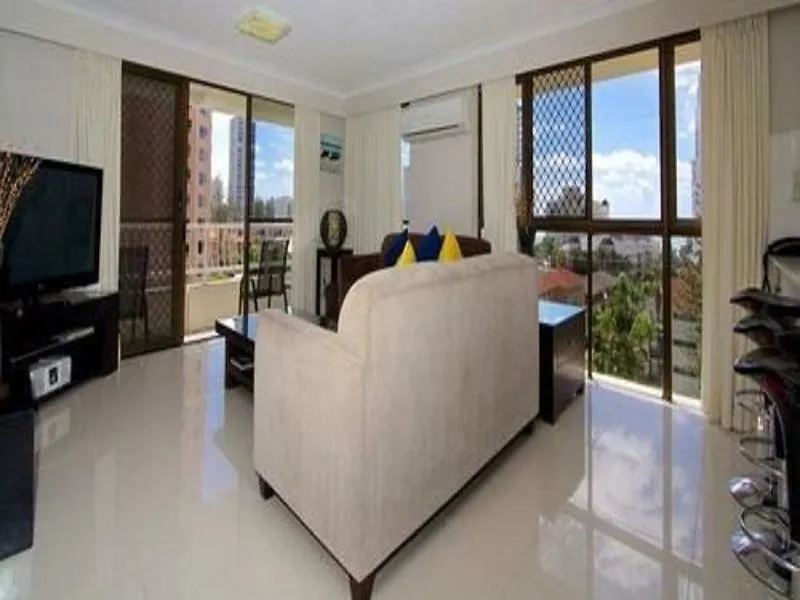 Capricornia Apartments Gold Coast Hotel apartamentowy